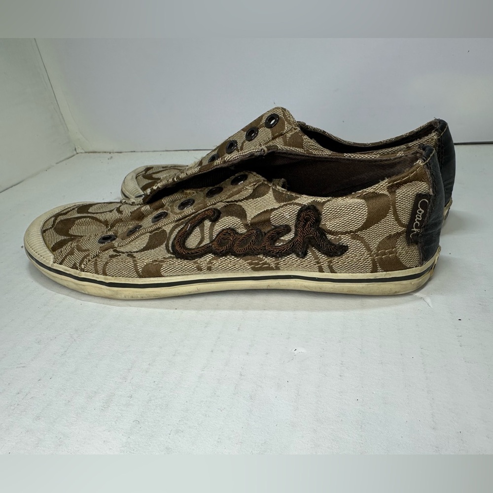 Coach Keeley signature slip-on sneakers in brown and tan canvas Size 7B - Picture 2 of 7